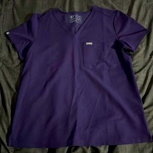 Figs Women’s Catarina One Pocket Scrub Top in Medium - Limited Edition Eggplant